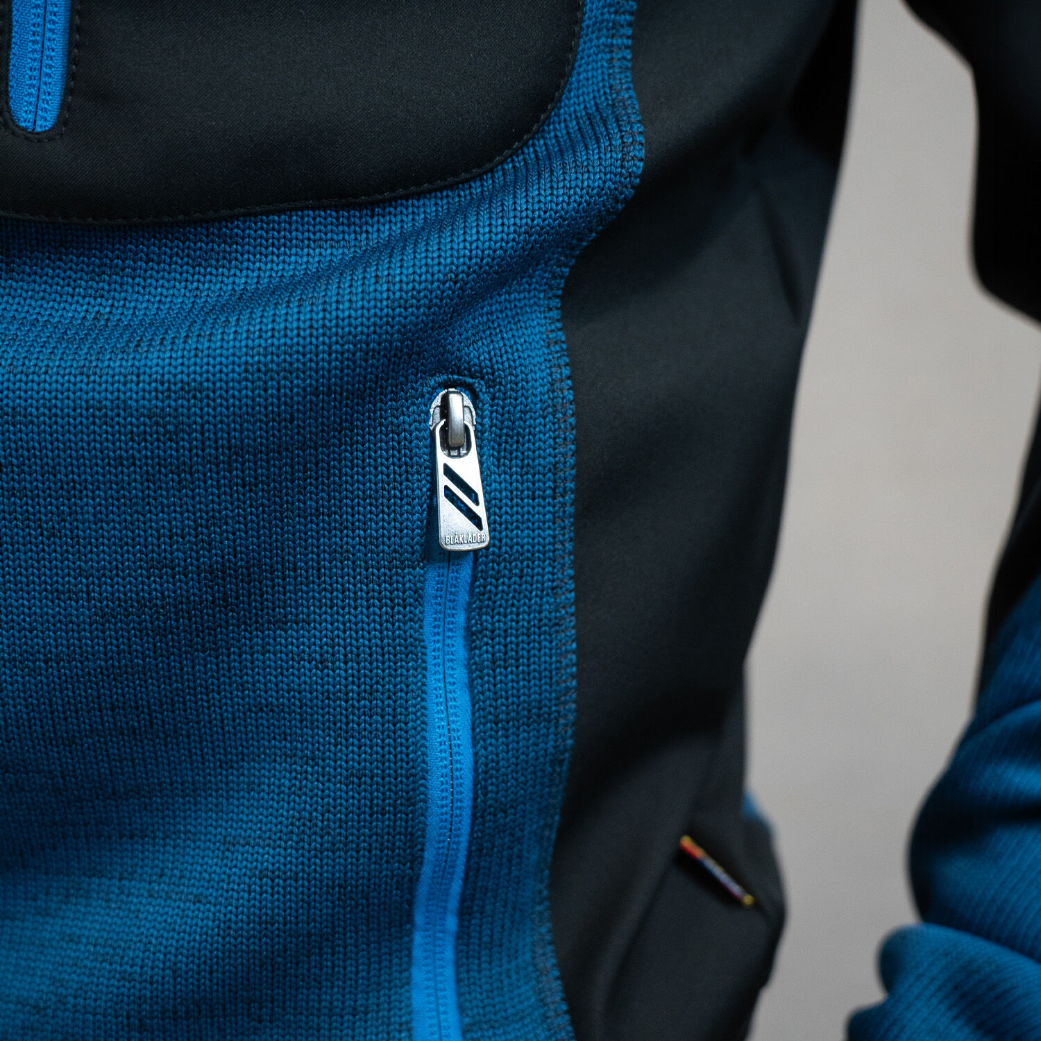 Strickjacke "4930" mit Softshell in marine/marine, L - Thumbnail 7