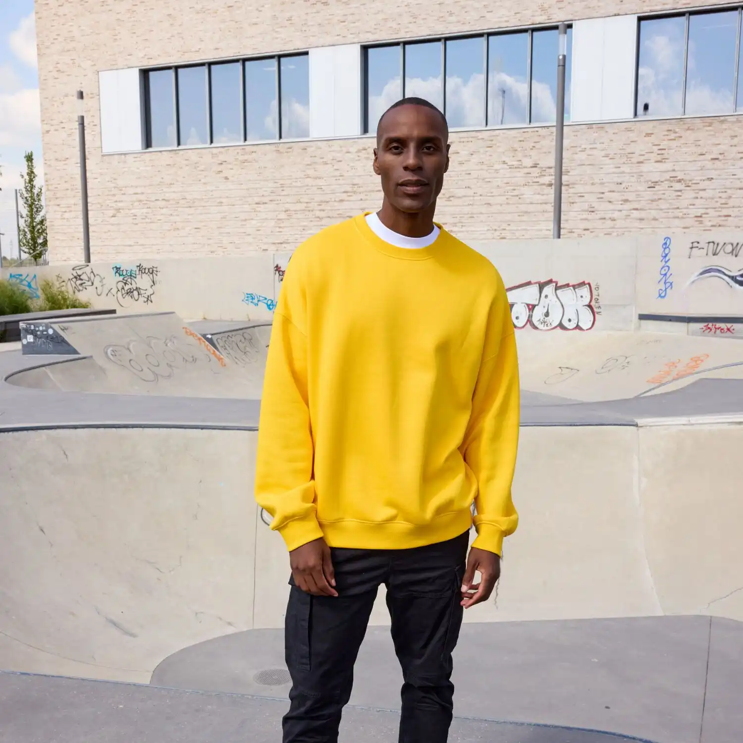 Unisex Sweatshirt "OVERSIZED SWEAT" 8042 in green, M - Thumbnail 5