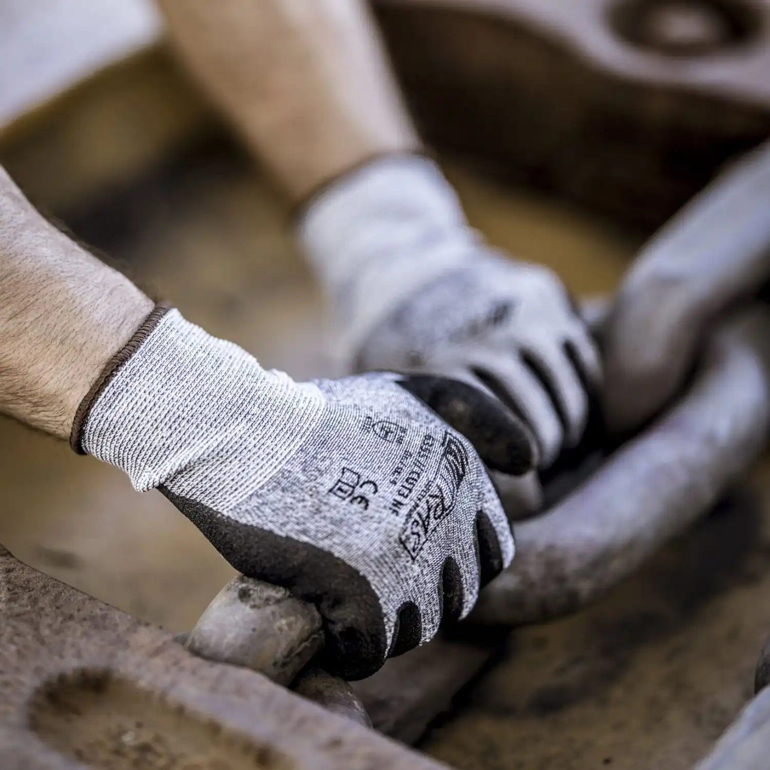 Nitril Schnittschutzhandschuhe CUT3 NF in 9 (L) - Thumbnail 2