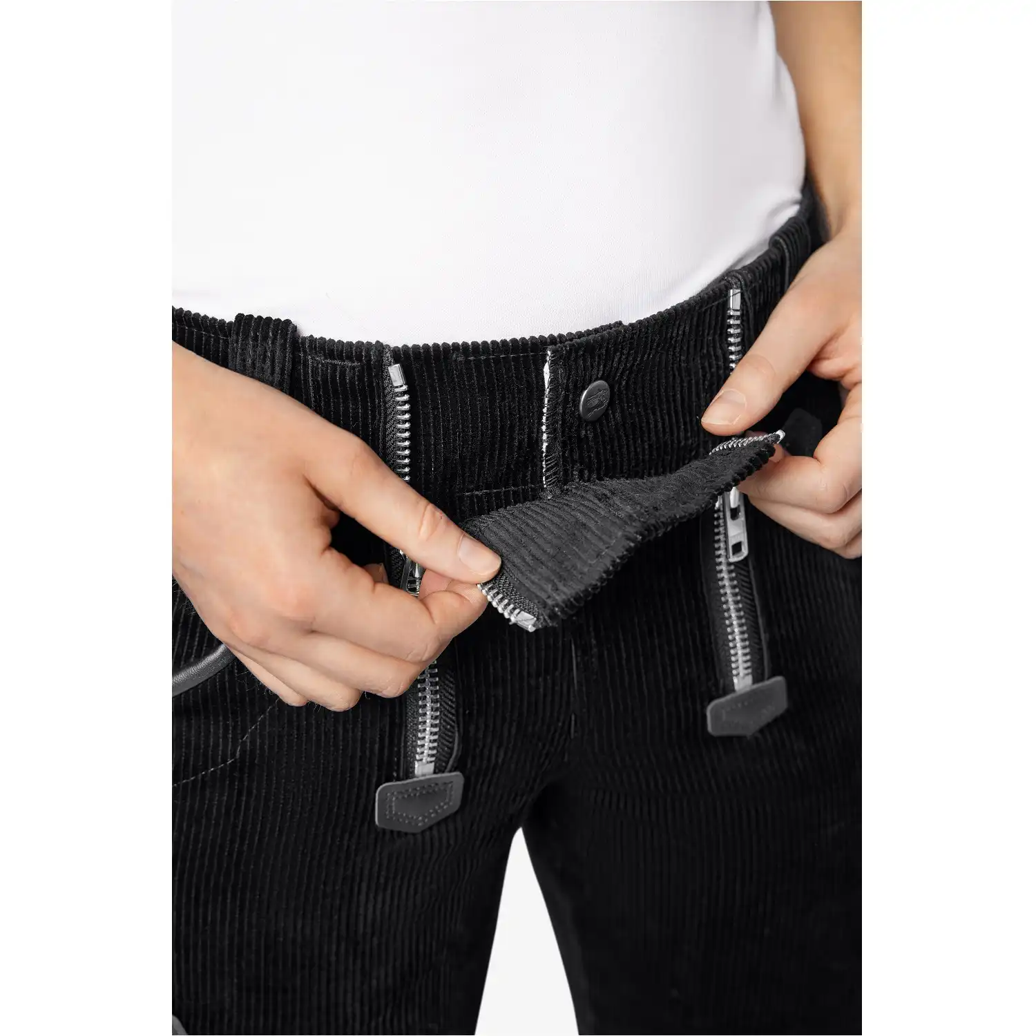 Damen Zunfhose Genuacord "GRETA" schwarz in 40 - Thumbnail 4