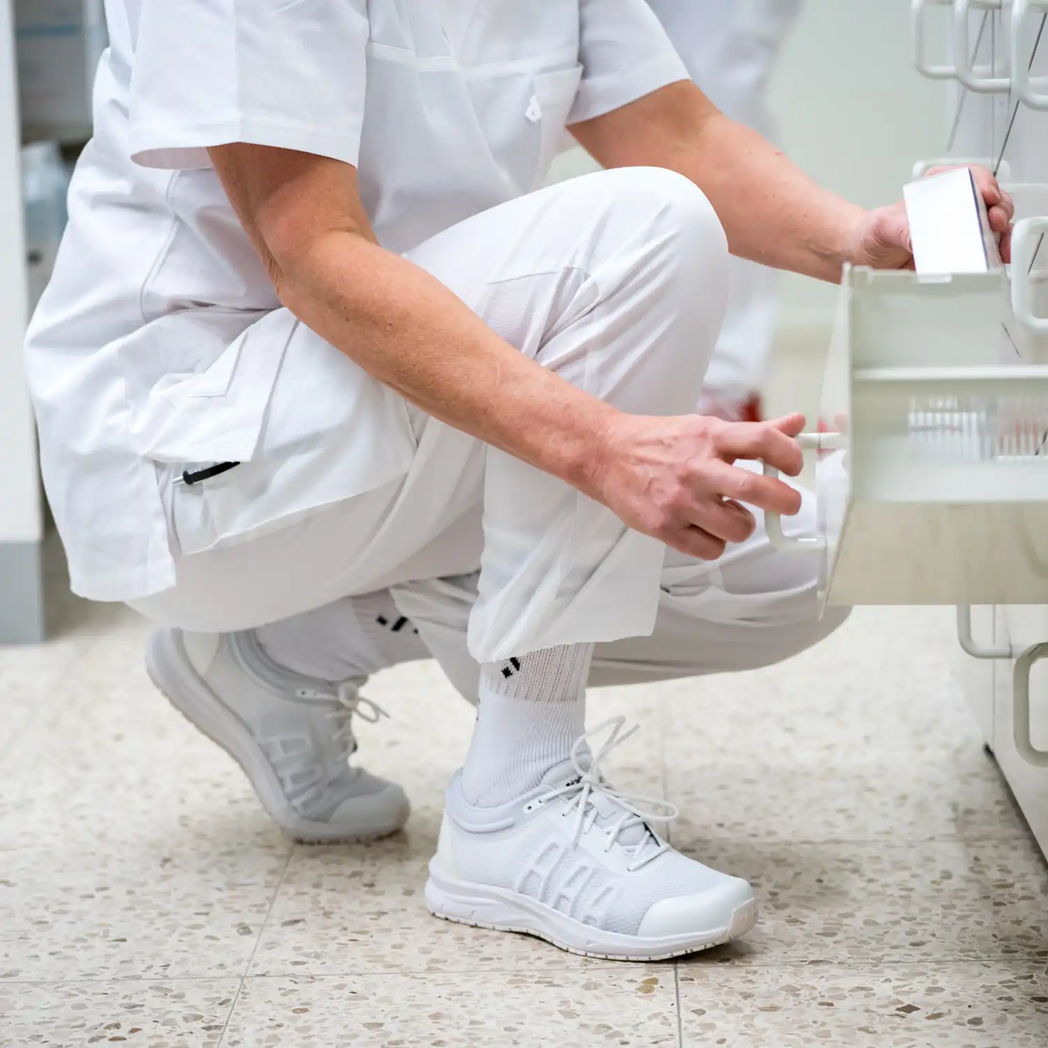 Berufshalbschuhe O1 "5492" SPOC  in 42 - Thumbnail 4