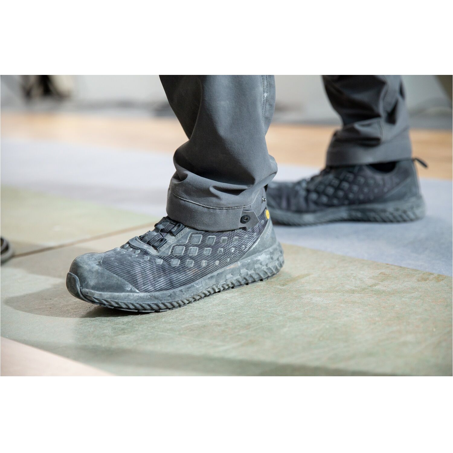 Halbschuhe S1PL "F0650-704" schwarz in 42 - Thumbnail 2