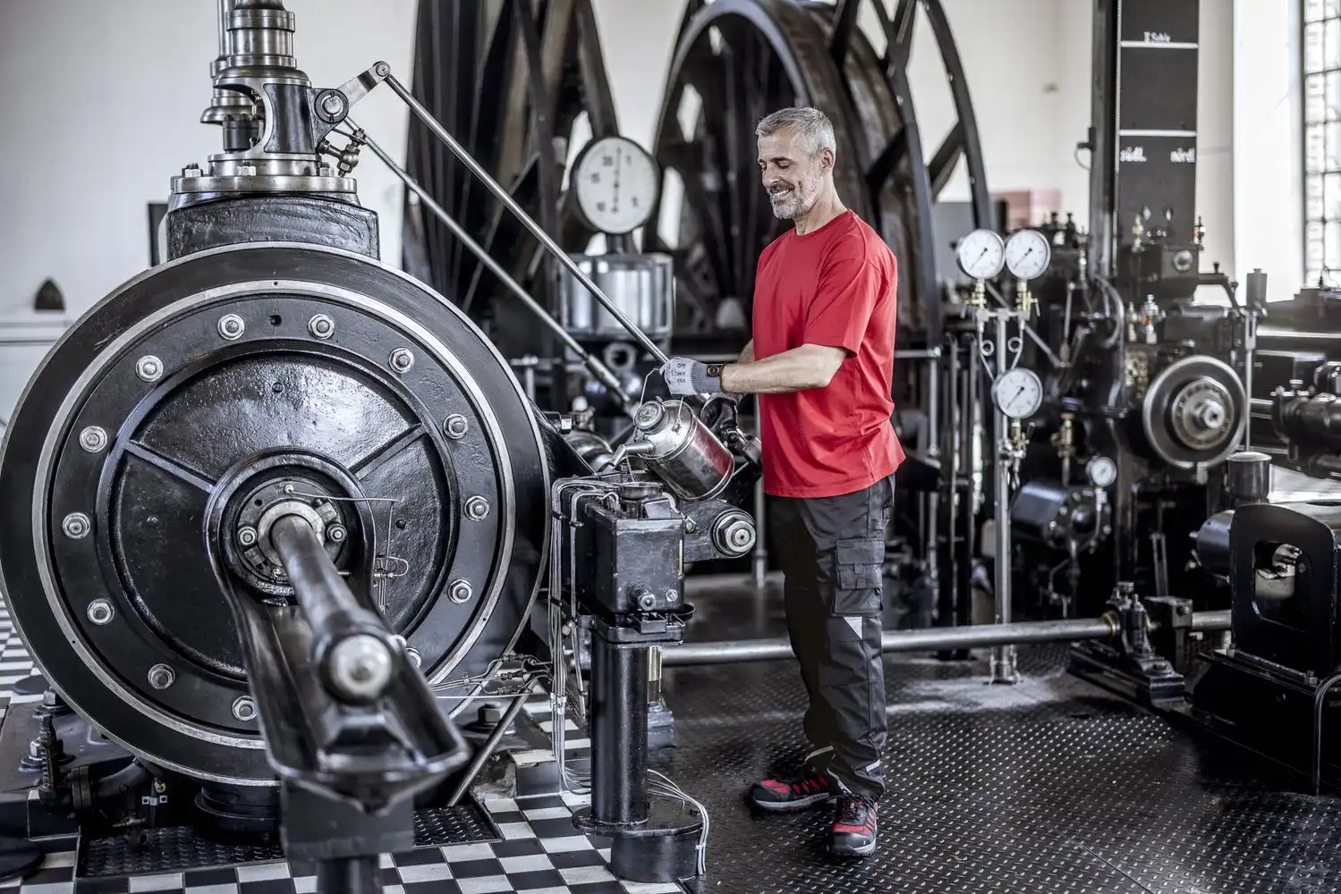 Herren T-Shirt "MOTION TEX PLUS" in Rot, L - Thumbnail 3