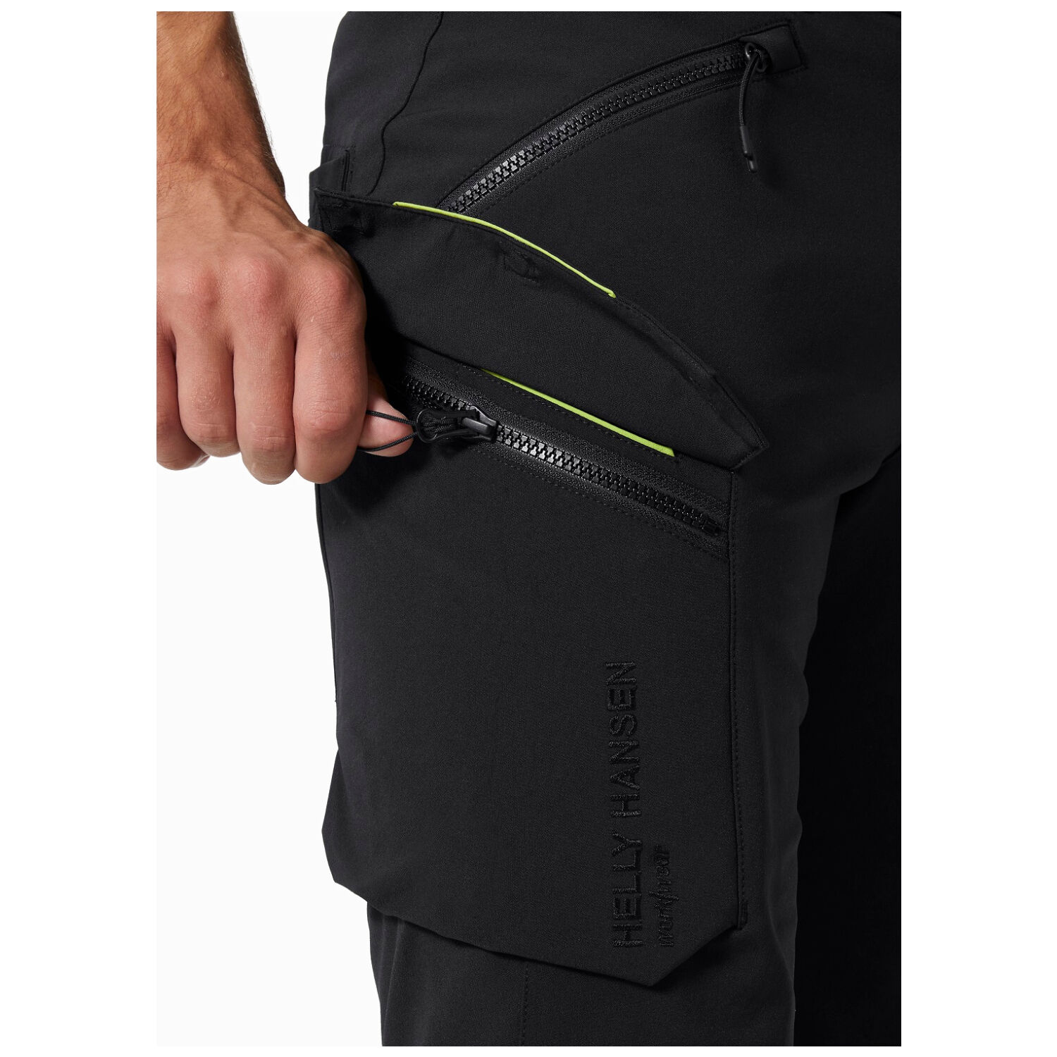 Stretch Shorts "MAGNI EVOLUTION CONNECT" schwarz in C56 - Thumbnail 4