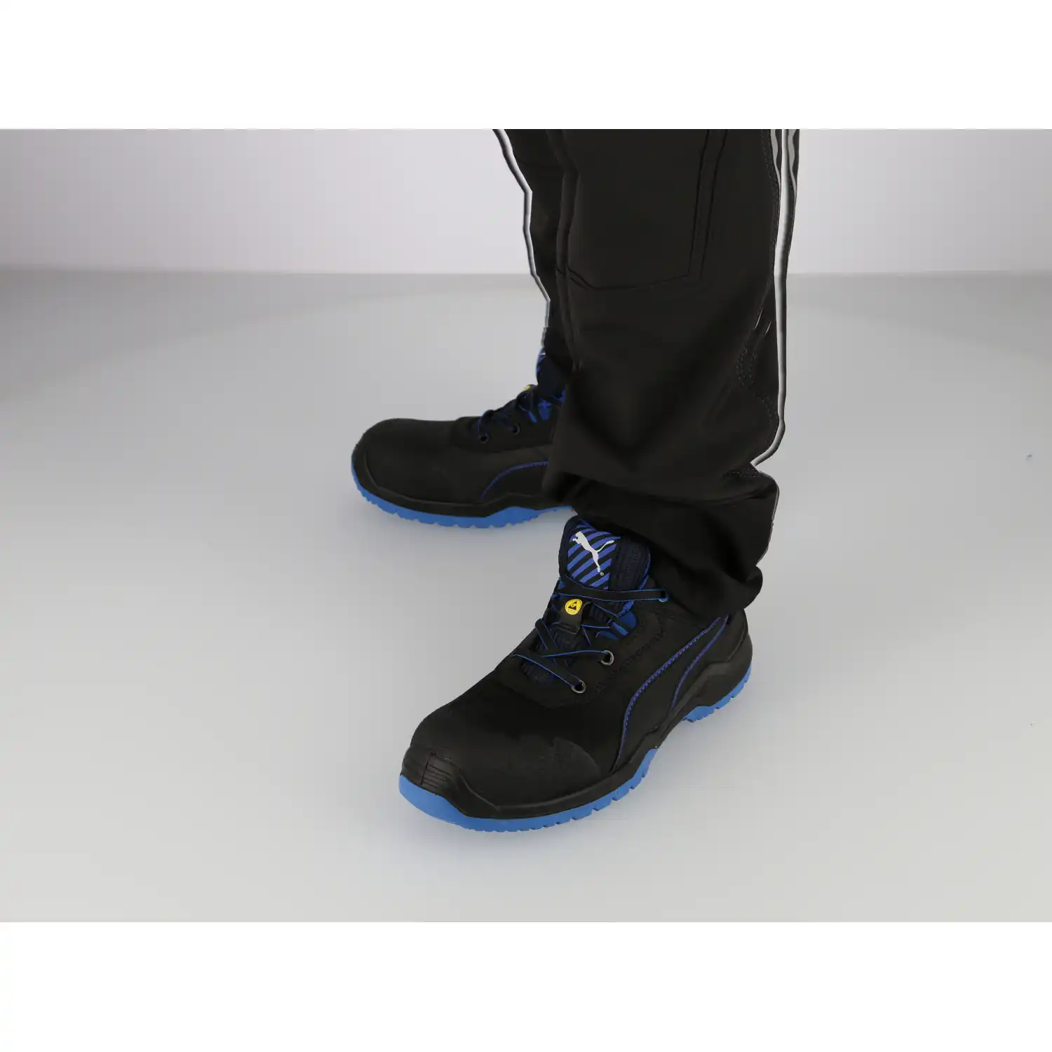 Sicherheitshalbschuhe S3 "ARGON BLUE LOW" TECHNICS  in 43 - Thumbnail 4