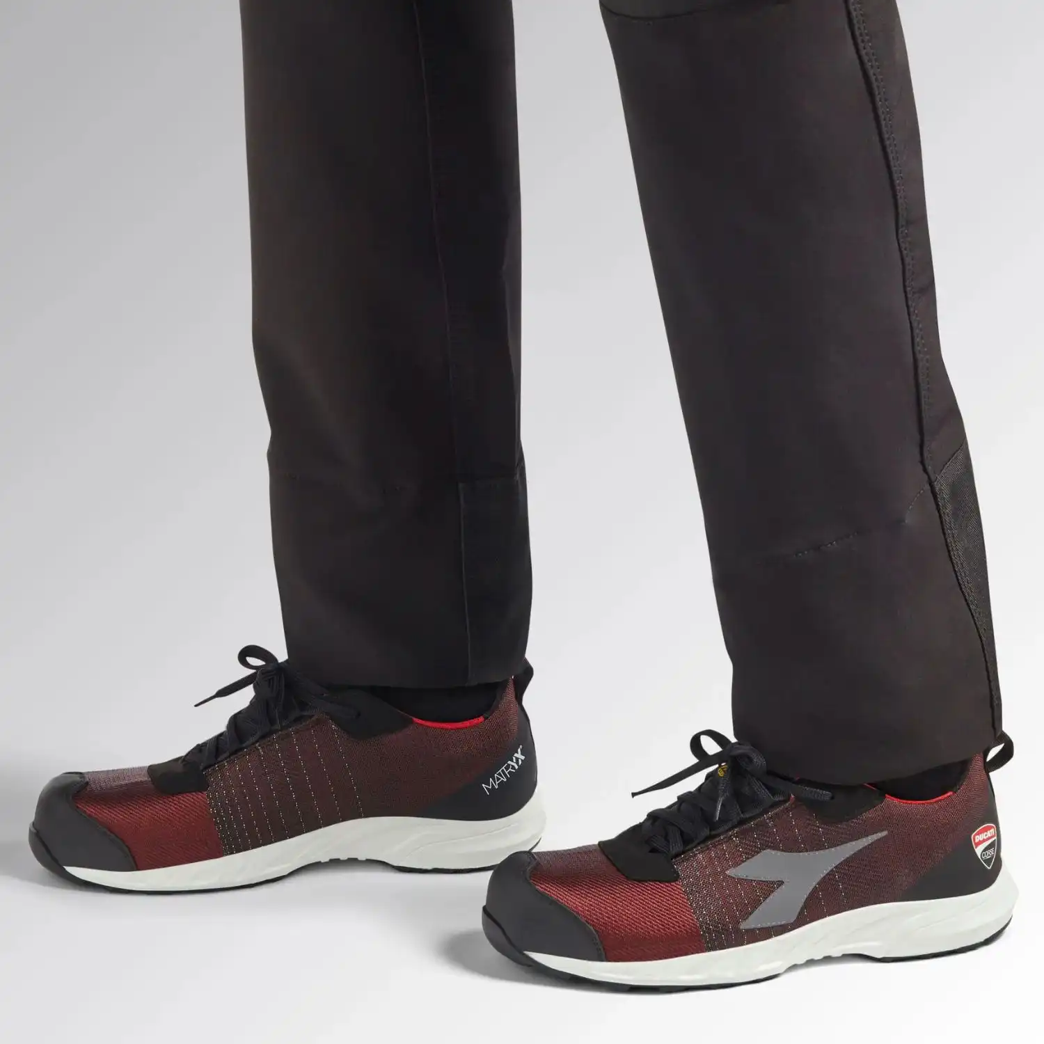 Sicherheitshalbschuhe S1PL "FLY MOTOR MATRYX LOW" in 38 - Thumbnail 2