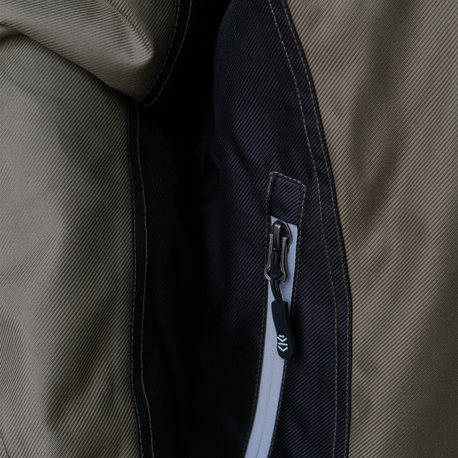 Winterjacke "PADDING" in oliv/schwarz, L - Thumbnail 4